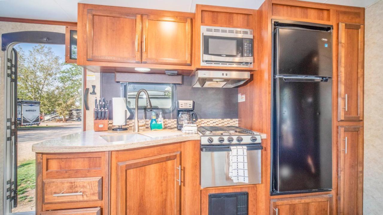 Outdoor Glamping Jayco Rv Ok35 Apartamento Moab Exterior foto